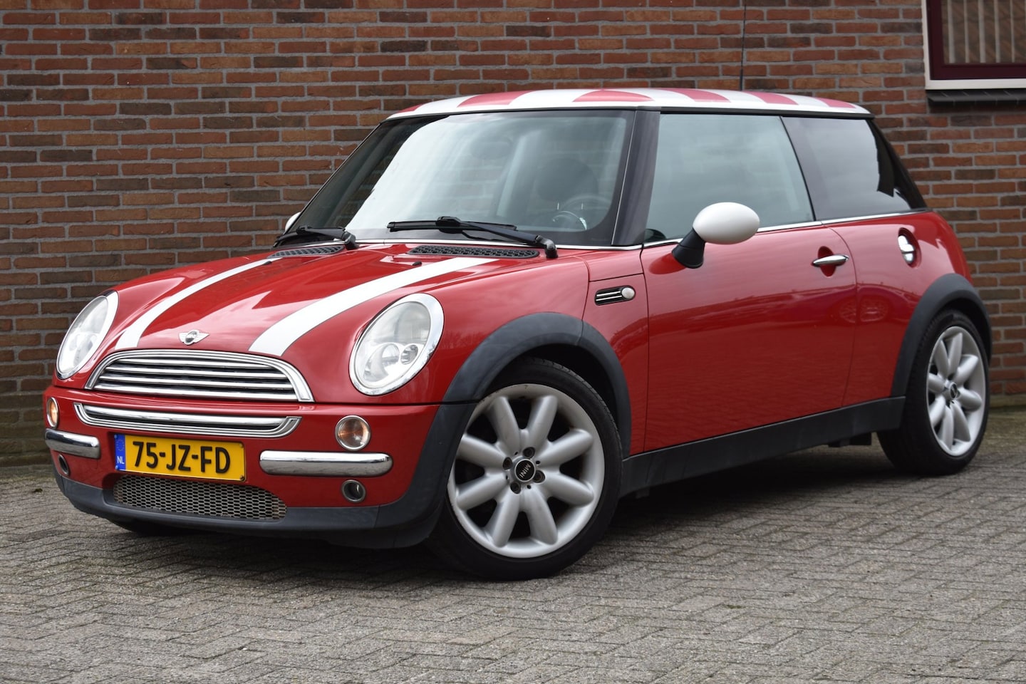 MINI Cooper - Mini 1.6 Pepper '02 Airco Inruil mogelijk - AutoWereld.nl
