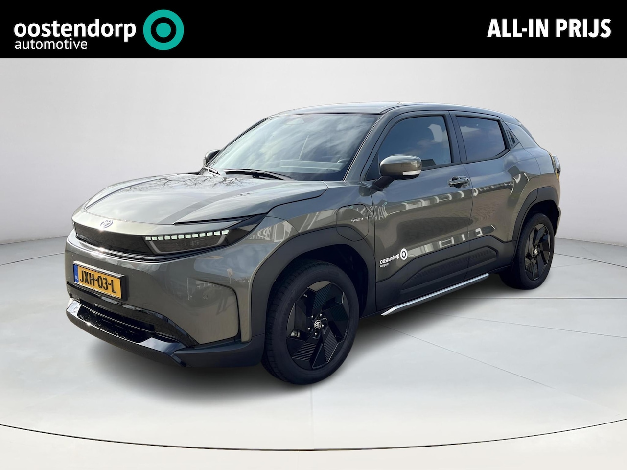 Toyota Urban Cruiser - Dynamic 61 kWh | Land Breeze Green | Demo - AutoWereld.nl