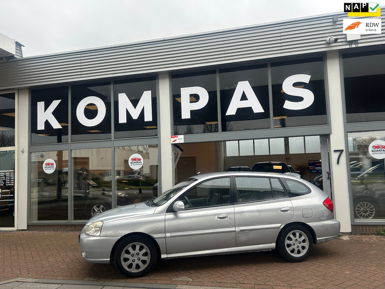 Kia Rio - 1.5 LS Ice |AUTOMAAT|AIRCO|NAP|EL.RAMEN|AFNEEMB.TREKHAAK - AutoWereld.nl