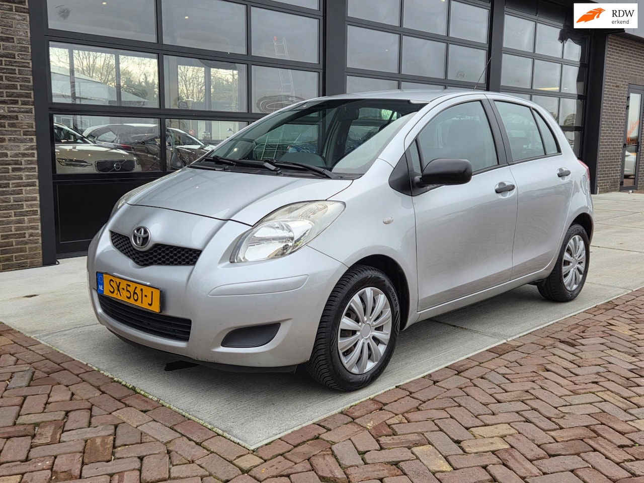 Toyota Yaris - 1.0 VVTi Acces | 5 Deurs | Airco | - AutoWereld.nl