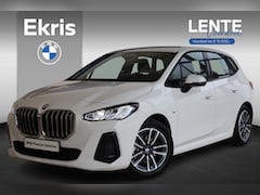 BMW 2-serie Active Tourer - 220i | M Sportpakket | Sportstoelen | Achteruitrijcamera | Lentevoordeel
