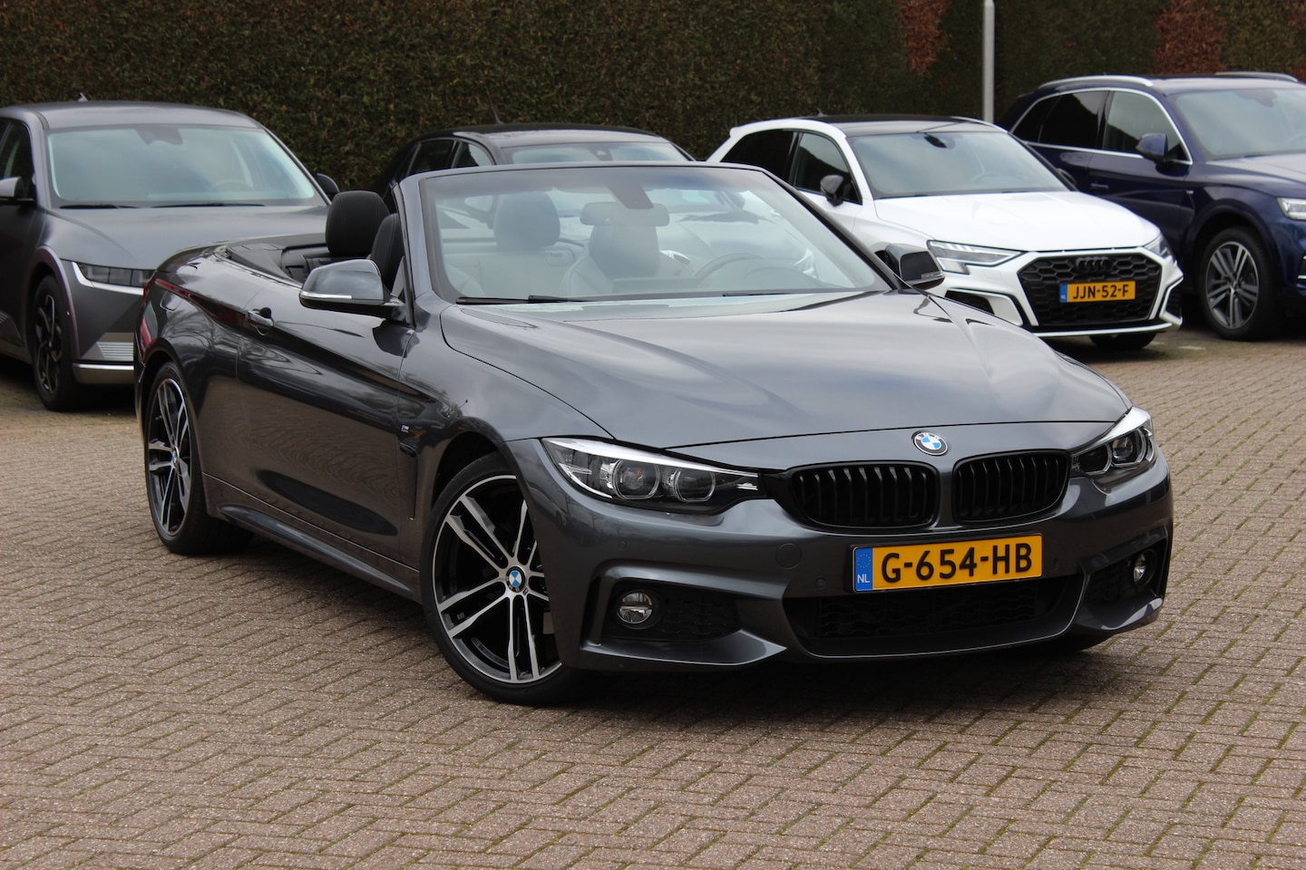 BMW 4-serie Cabrio - 420i High Executive Ed. M Sport / Camera / Leder / Harman Kardon / Nekverwarming / 19'' / - AutoWereld.nl