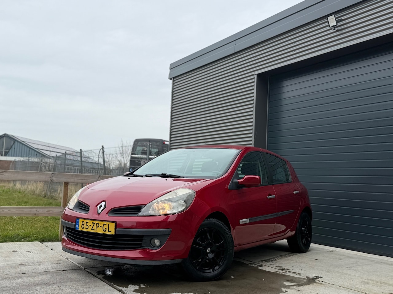 Renault Clio - 1.2 TCE Rip Curl 5-DRS Airco - AutoWereld.nl