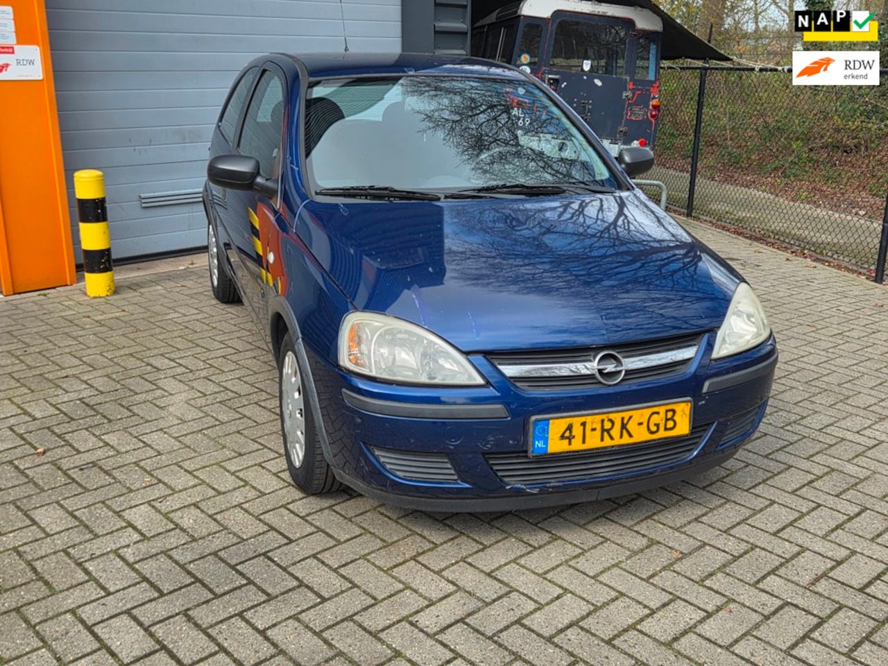 Opel Corsa - 1.4-16V Rhythm Airco - AutoWereld.nl
