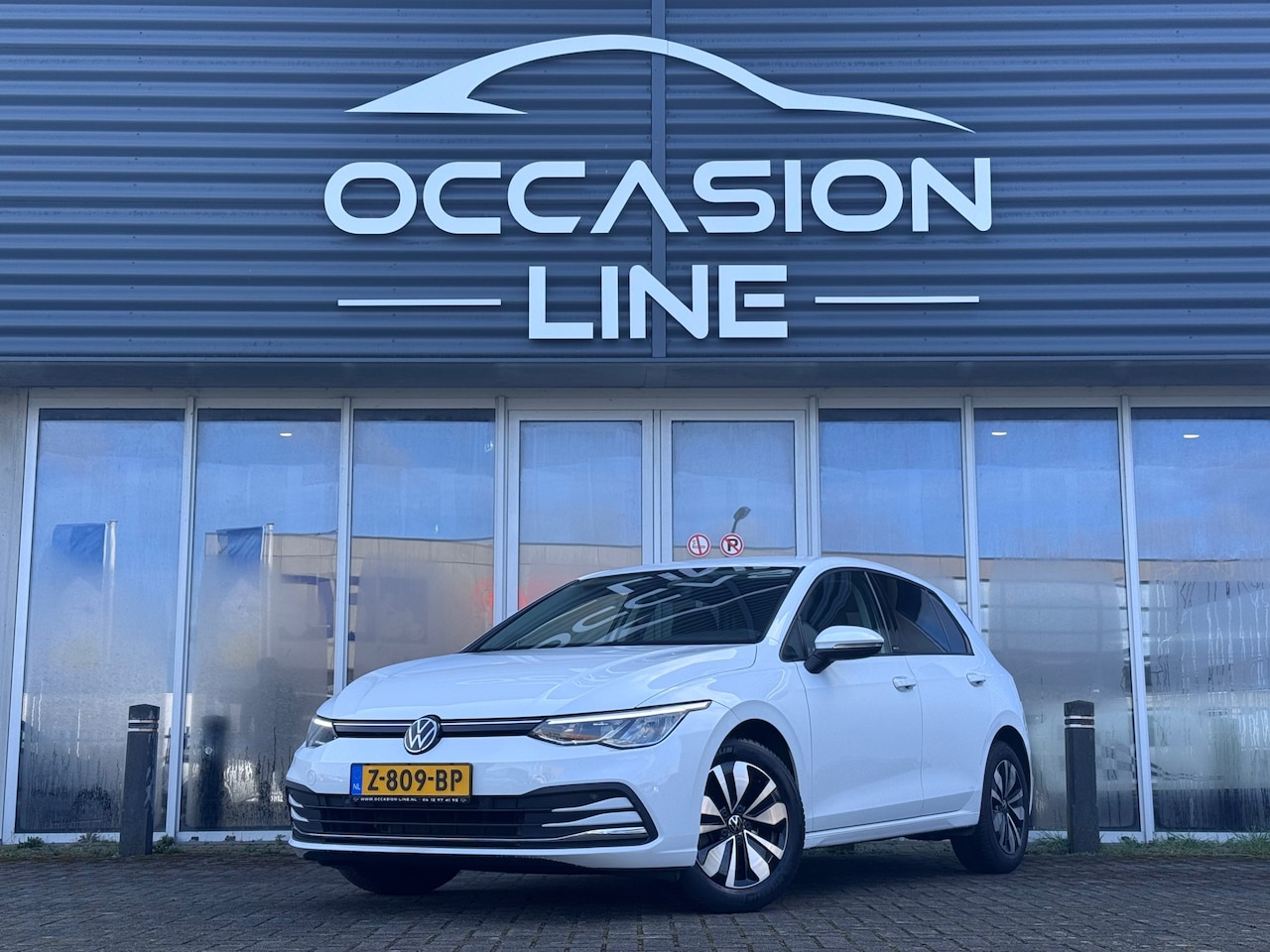 Volkswagen Golf - 2.0 TDI | Carplay | Stoelvw | Dig Dash | Navi | BTW - AutoWereld.nl