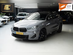 BMW X2 - M35i | Alcantara stoelen | Schuif/kantel dak | Stoelverwarming | HUD