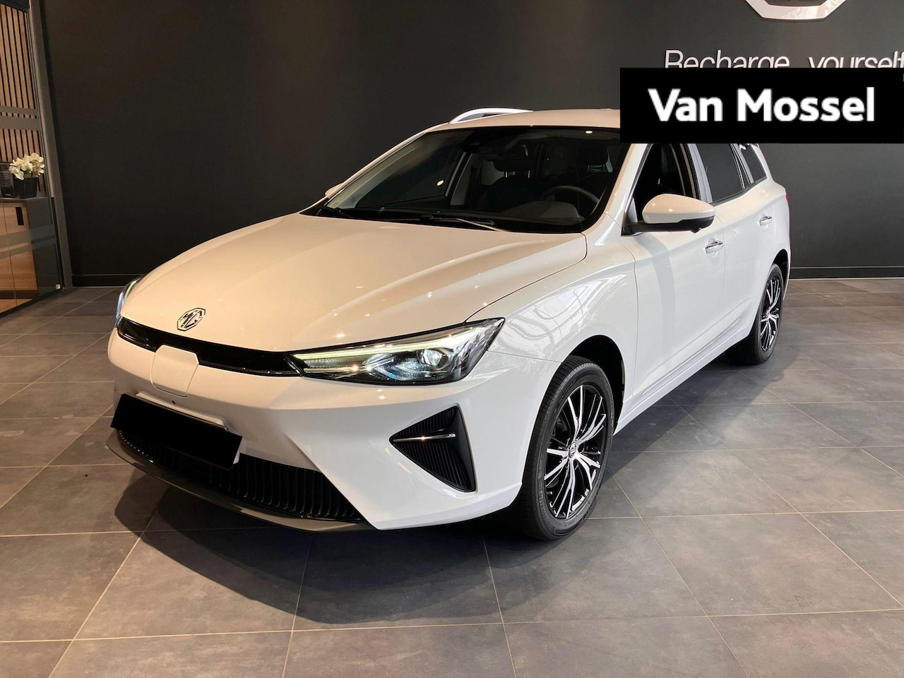 MG MG5 - Long Range Luxury 61 kWh - AutoWereld.nl