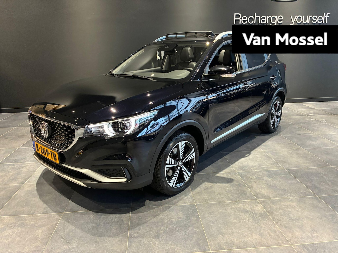 MG ZS - Luxury 45 kWh - AutoWereld.nl