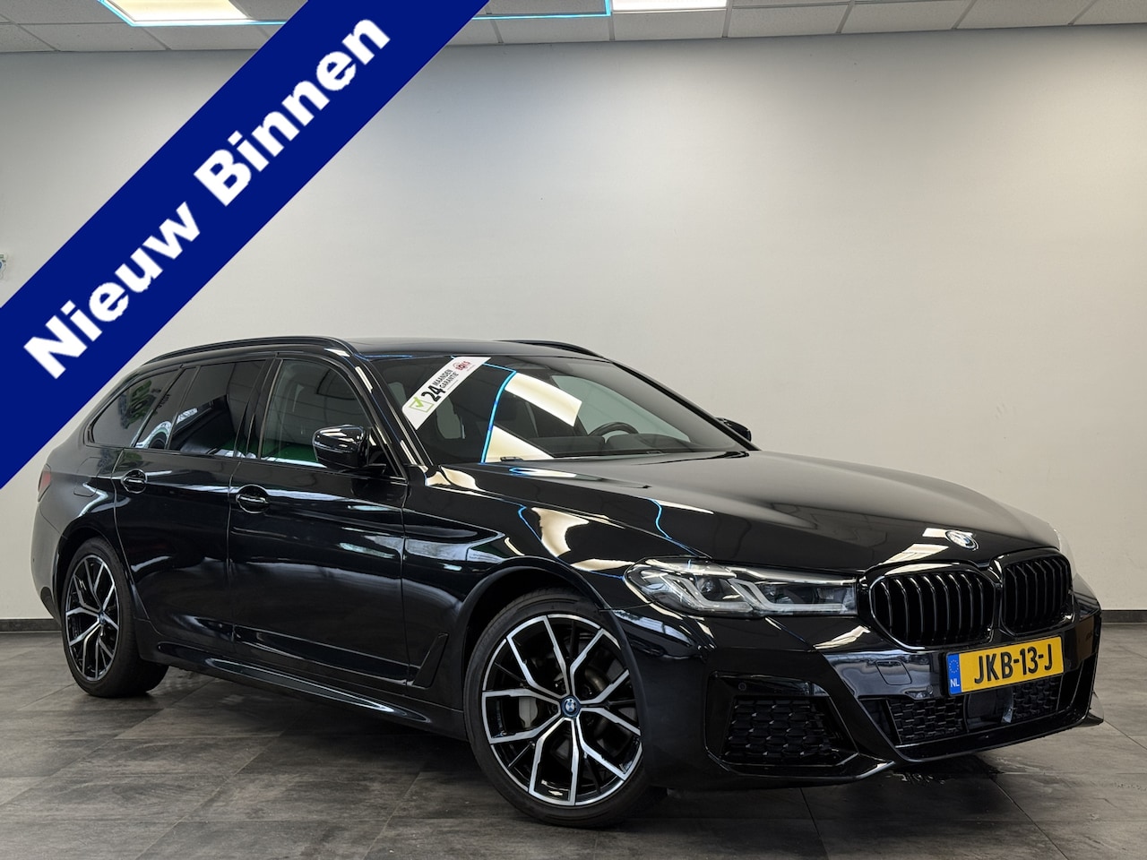 BMW 5-serie Touring - 530e xDrive Business Edition Plus M Sport ACC Co-Pilot Panoramadak ! 2e Paasdag geopend va - AutoWereld.nl