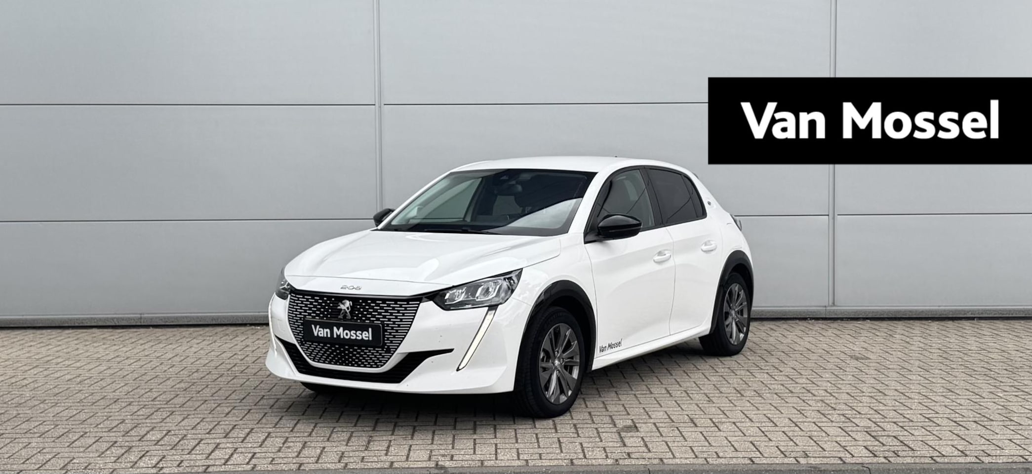 Peugeot e-208 - EV Allure 50 kWh | Parkeersensoren | Navi | Cruise Control - AutoWereld.nl