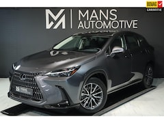 Lexus NX - 350h / KEYLESS / ACC / CAMERA / CARPLAY / ALCANTARA