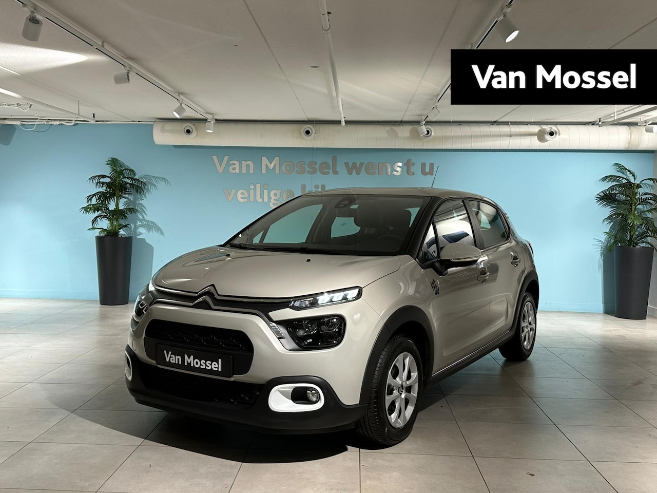 Citroën C3 - 1.2 PureTech You Stoelverwarming | parkeersensoren | airco | cruise controle - AutoWereld.nl