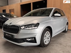 Skoda Fabia - 1.0 TSI Business Edition Automaat Carplay|PDC|Airco|Cruise