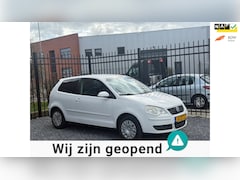 Volkswagen Polo - 1.4-16V Optive AIRCONWE APKLEUKE AUTOKOOPJE