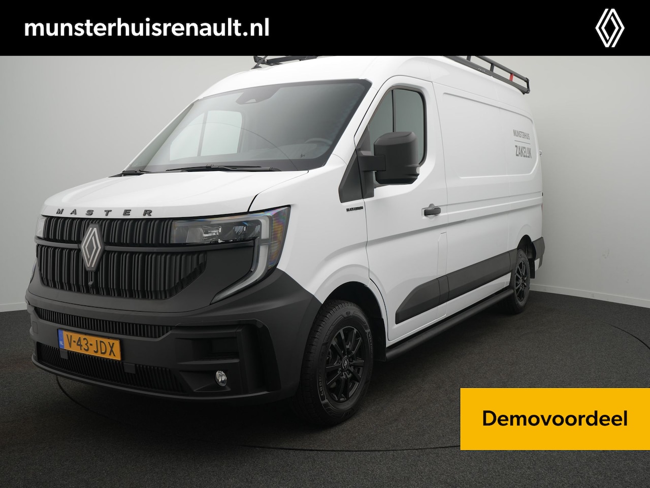 Renault Master - T35 2.0 dCi 130 L2H2 Advance - Black Edition Pakket - Trekhaak - All-season - Camera - Bet - AutoWereld.nl