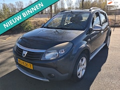 Dacia Sandero Stepway - 1.6 LEUKE AUTO RIJDT EN SCHAKELT GOED