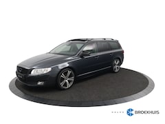 Volvo V70 - 2.0 T4 Dynamic Edition | Panoramadak | Trekhaak | Stoelverwarming | Adaptieve cruise contr