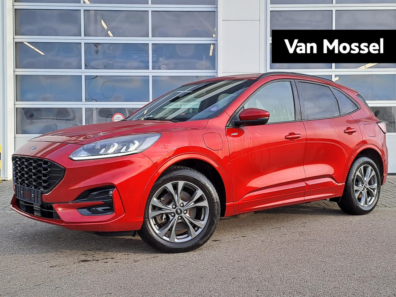 Ford Kuga - 2.5 PHEV ST-Line Aut. | Winterpack | Navigatie | Cruise | Apple carplay - AutoWereld.nl