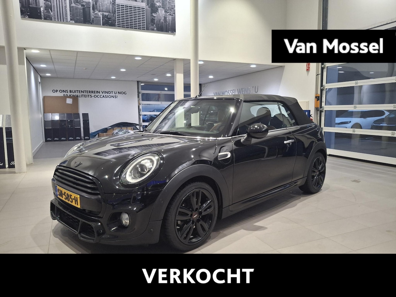 MINI Cabrio - Mini 1.5 Cooper | AUTOMAAT | CRUISE CONTROL | PARKEERSENSOREN | ACHTERUITRIJCAMERA | APPLE - AutoWereld.nl