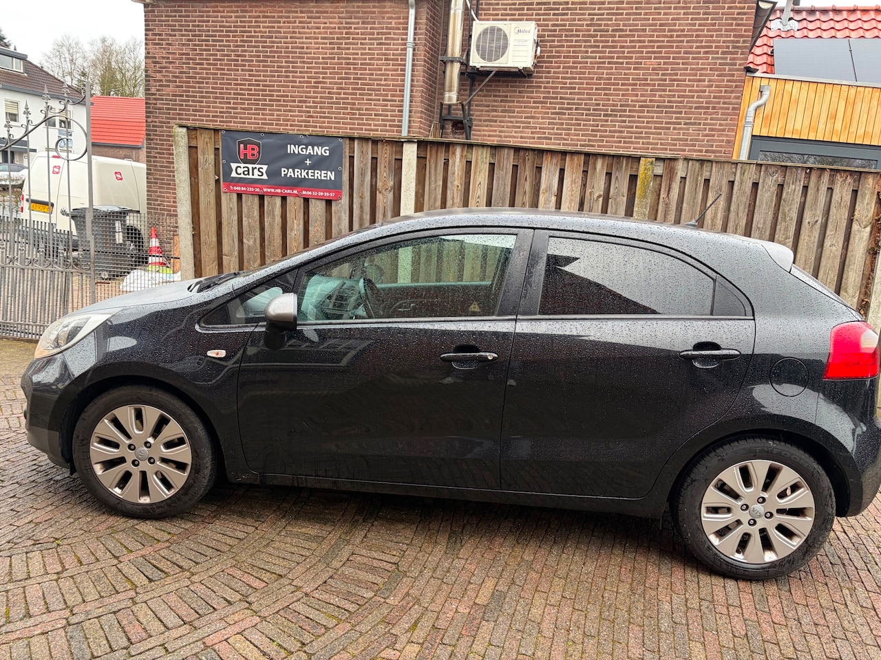 Kia Rio - 1.2 CVVT ExecutiveLine 1.2 CVVT ExecutiveLine - AutoWereld.nl