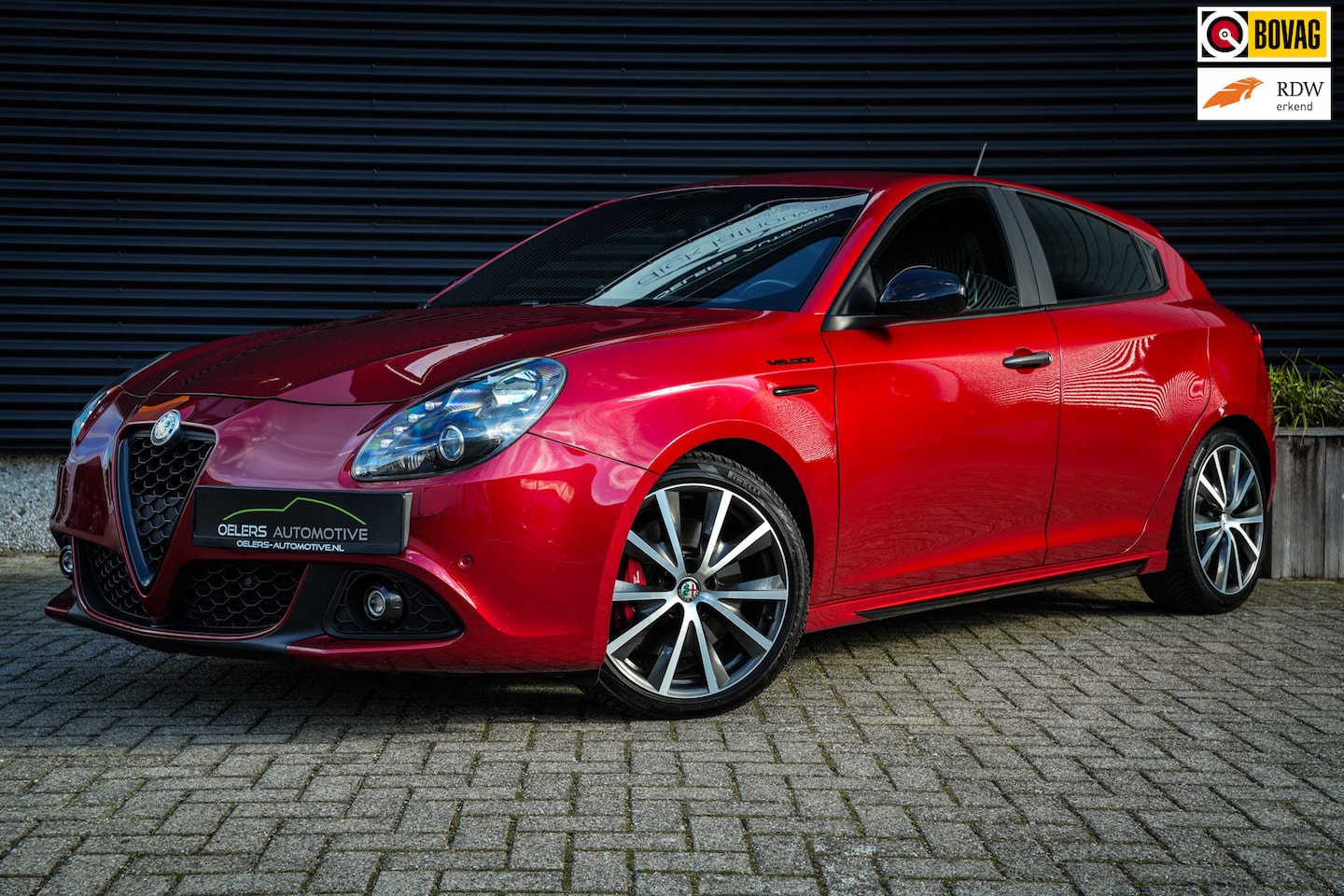 Alfa Romeo Giulietta - 1.750 Turbo Veloce | Rosso Competizione | Clima | CC | Navi | Xenon | Sportstoelen | Leder - AutoWereld.nl