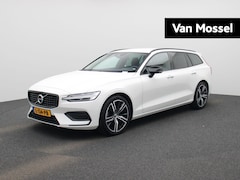 Volvo V60 - 2.0 B3 Momentum Advantage | Automaat | Apple Carplay / Android Auto | LED Koplampen | Came