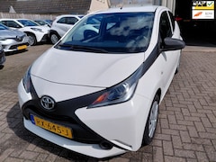 Toyota Aygo - 1.0 VVT-i x-fun