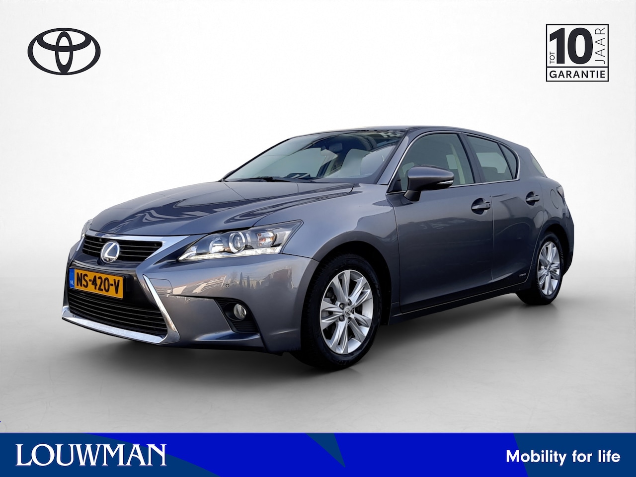 Lexus CT 200h - Business Line | Navigatie | Camera | LM Velgen | Trekhaak | - AutoWereld.nl
