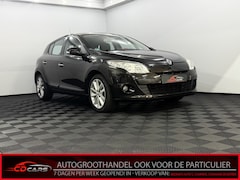Renault Mégane - 1.4 TCE Celsium Clima, Navi, Keyless start, Cruise control, Lichtmetalen velgen