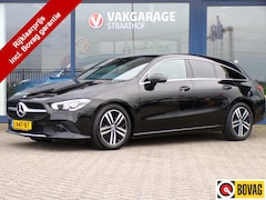 Mercedes-Benz CLA-klasse Shooting Brake - 180 Business Solution Luxury, Automaat / Trekhaak / Camera + Sensoren / Leder / Full LED /