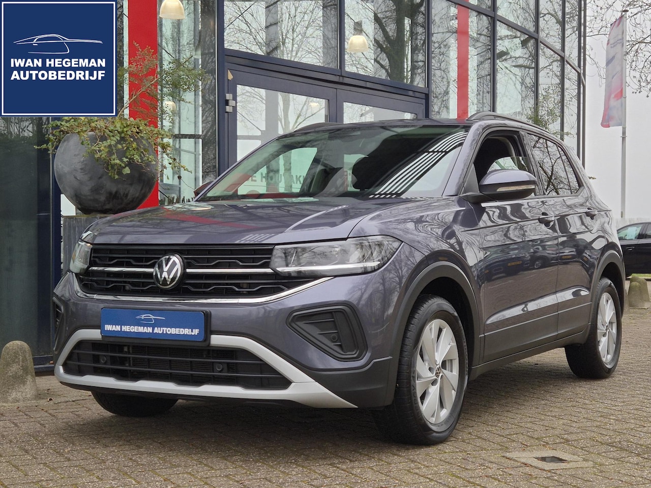 Volkswagen T-Cross - 1.0 TSI AUTOMAAT | Navigatie | Climate Control | | Stoelverwarming | Licht metalen velgen - AutoWereld.nl