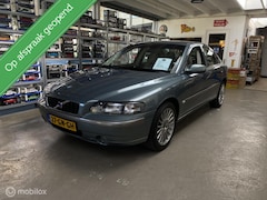 Volvo S60 Cross Country - 2.4T 200pk Automaat | Cc | Airco | Trekhaak |