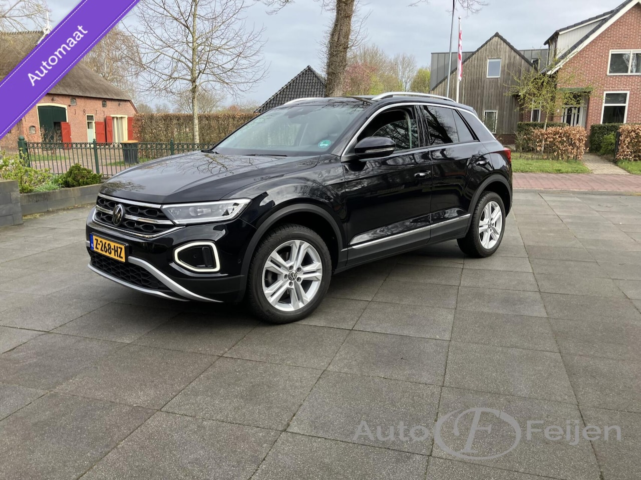 Volkswagen T-Roc - 1.5 TSI Style 1.5 TSI Style , Navigatie , Pdc , Acc , Virtual Cockpit , Apple Carply/Android , - AutoWereld.nl