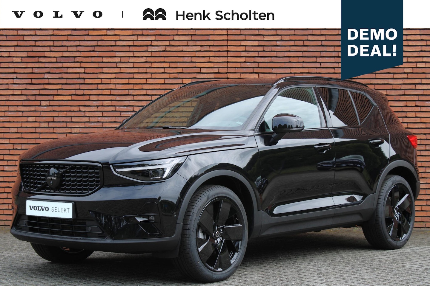 Volvo XC40 - B4 Plus Black Edition | Panoramadak met schuif- /kantelfunctie | Elektrische stoelen met g - AutoWereld.nl