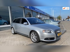 Audi A4 Avant - 4.2 V8 S4 quattro
