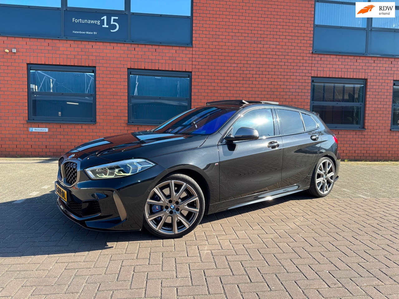 BMW 1-serie - M135i xDrive High Executive M135i xDrive High Executive - AutoWereld.nl