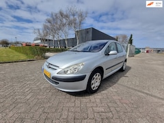 Peugeot 307 - 1.6-16V XT AUTOMAAT AIRCO CRUISE