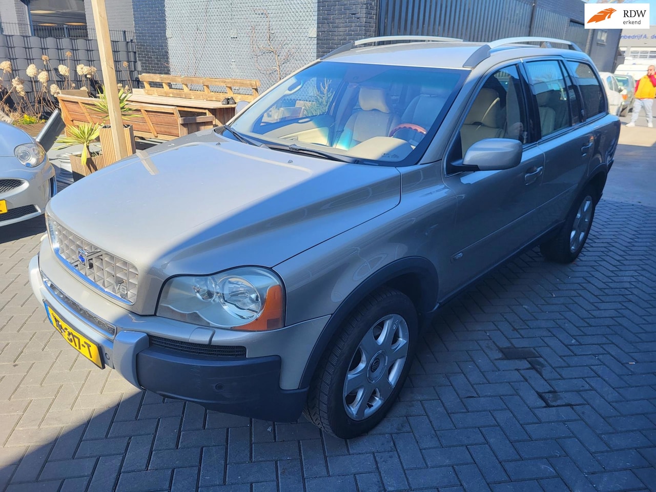 Volvo XC90 - 4.4 V8 Momentum autom 7 pers - AutoWereld.nl