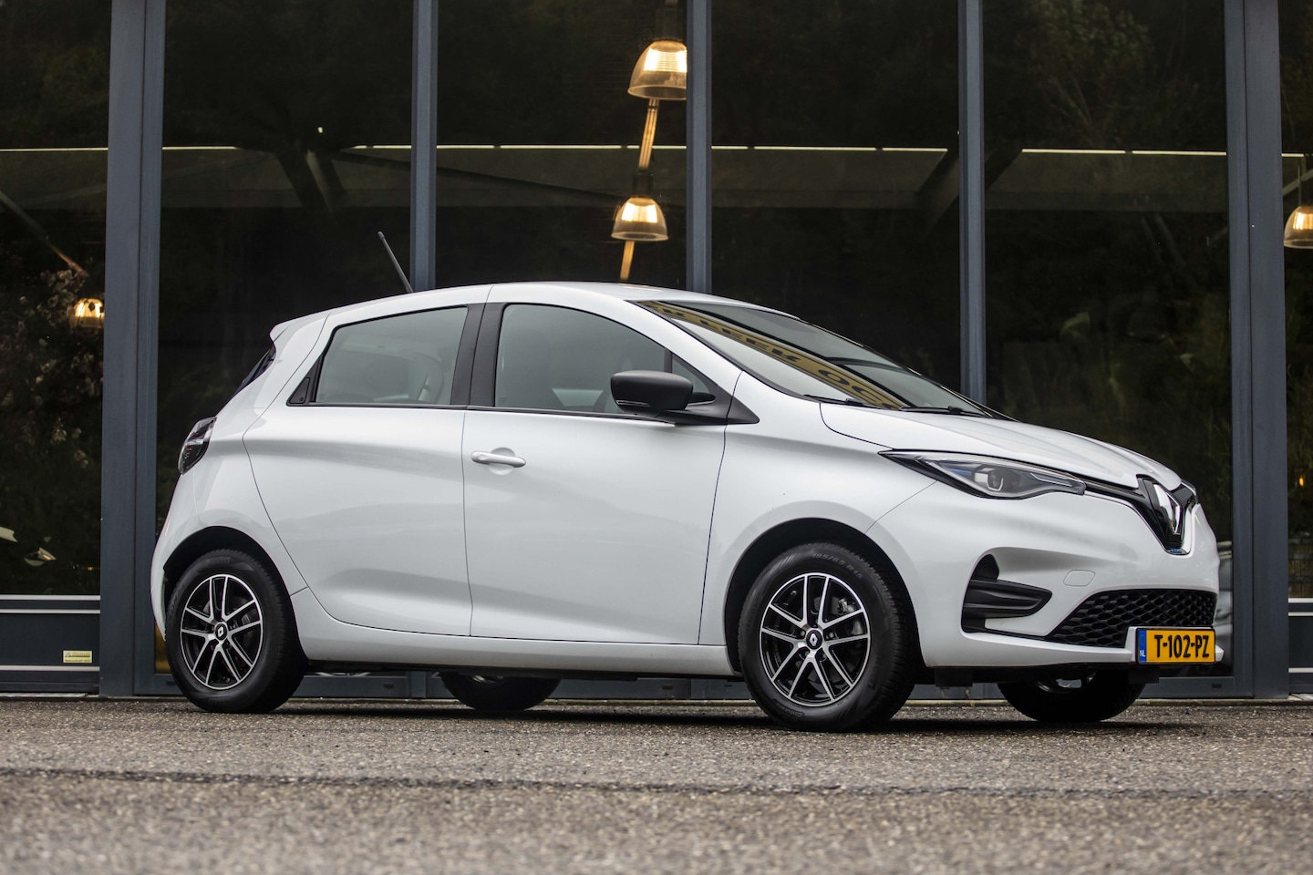 Renault Zoe - R110 Life 52 kWh (Huur Accu) - AutoWereld.nl