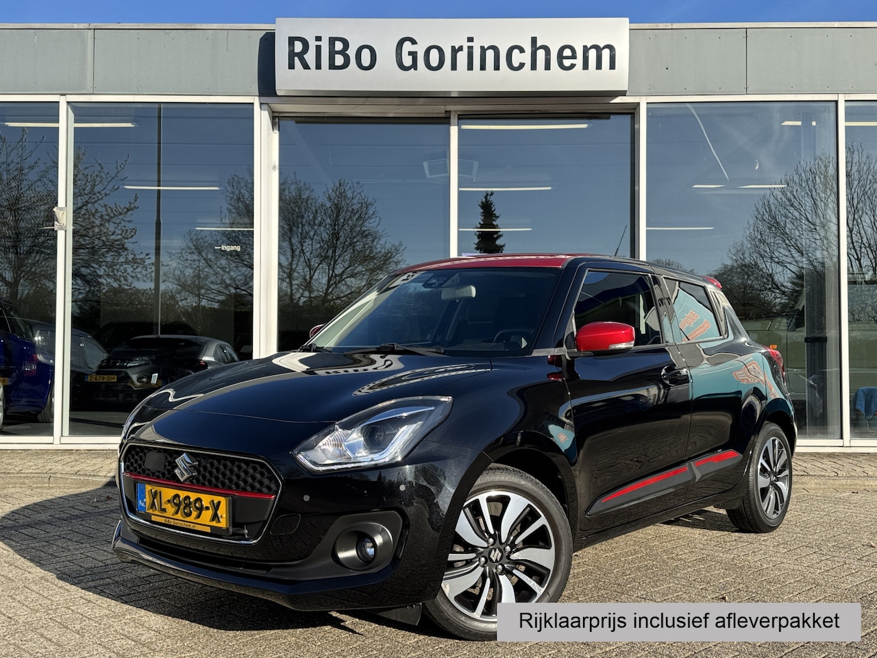 Suzuki Swift - 1.2 Stijl Smart Hybrid * Stoelverwarming * Achteruitrijcamera * - AutoWereld.nl