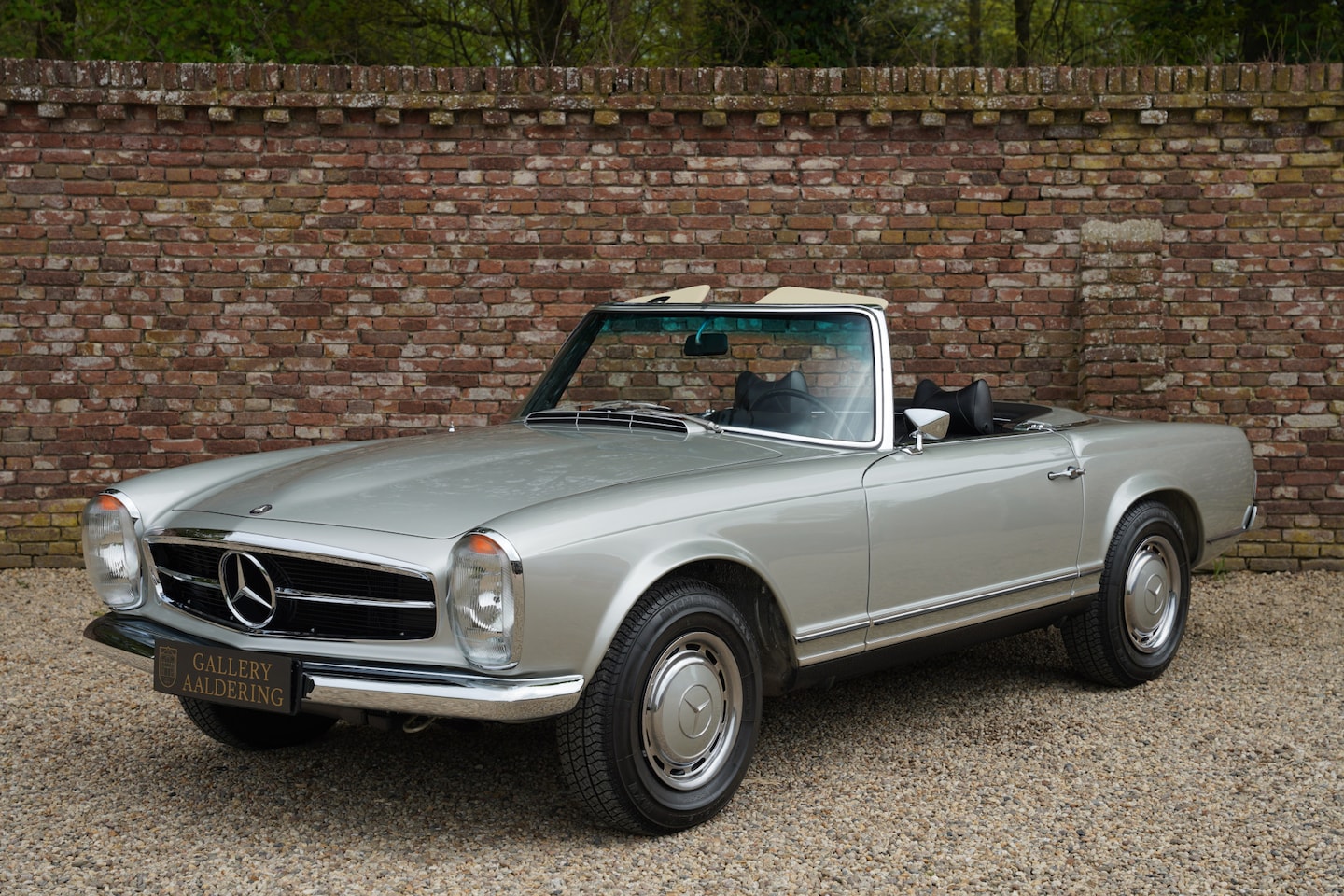 Mercedes-Benz SL-klasse Cabrio - 280 Pagode "Extensively restored" Fully restored and rebuilt with German precision (German - AutoWereld.nl
