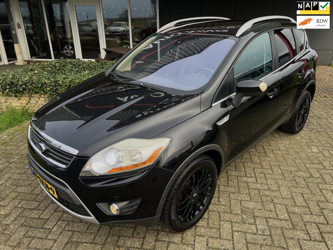 Ford Kuga - 2.5 Titanium ECC/CRUIS/NAV/PANO/CAM APK+NAP - AutoWereld.nl