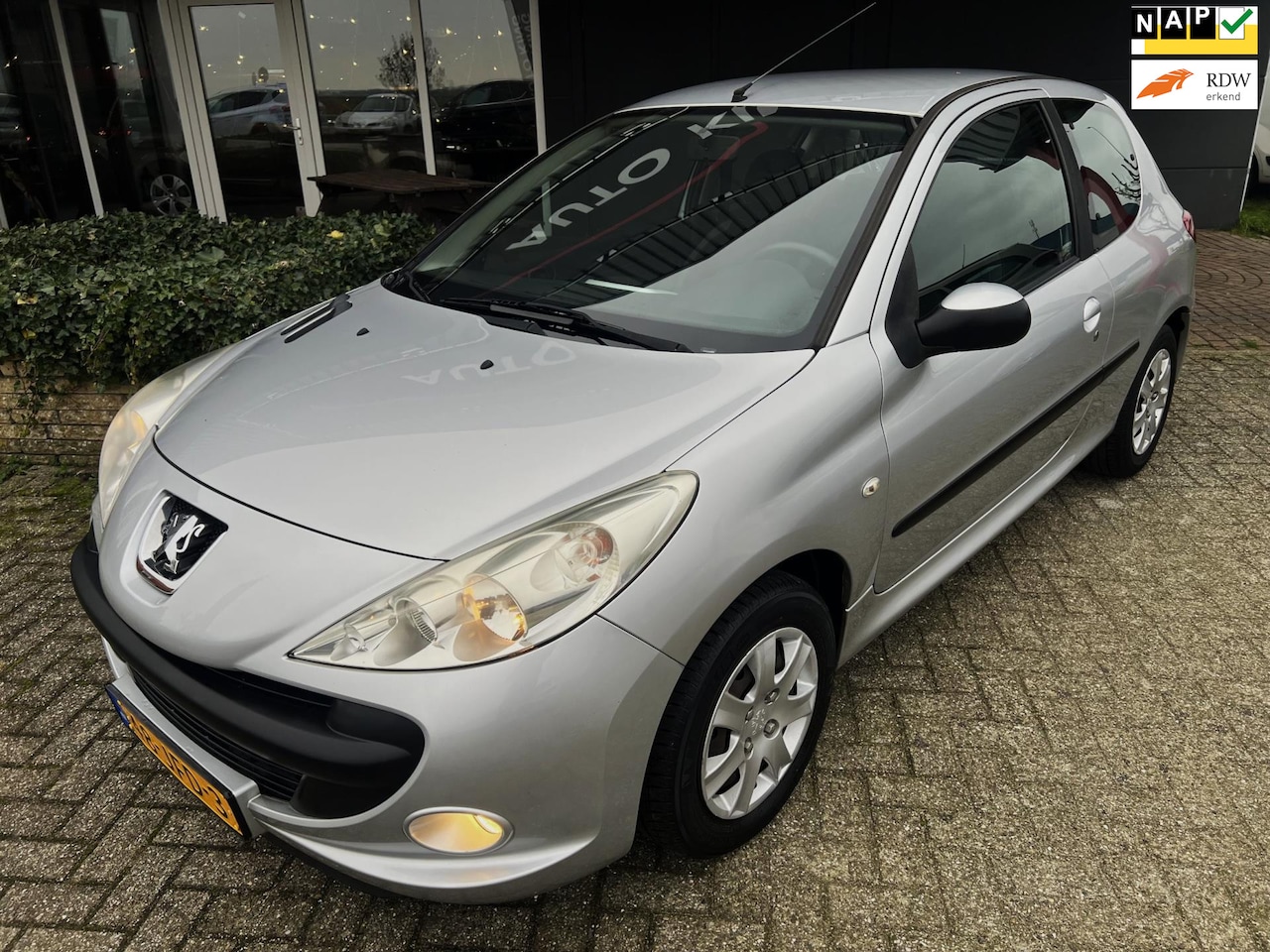 Peugeot 206 - 1.4 XS 2E EIG/AIRCO/ELEK PACK/UNIEK APK+NAP - AutoWereld.nl