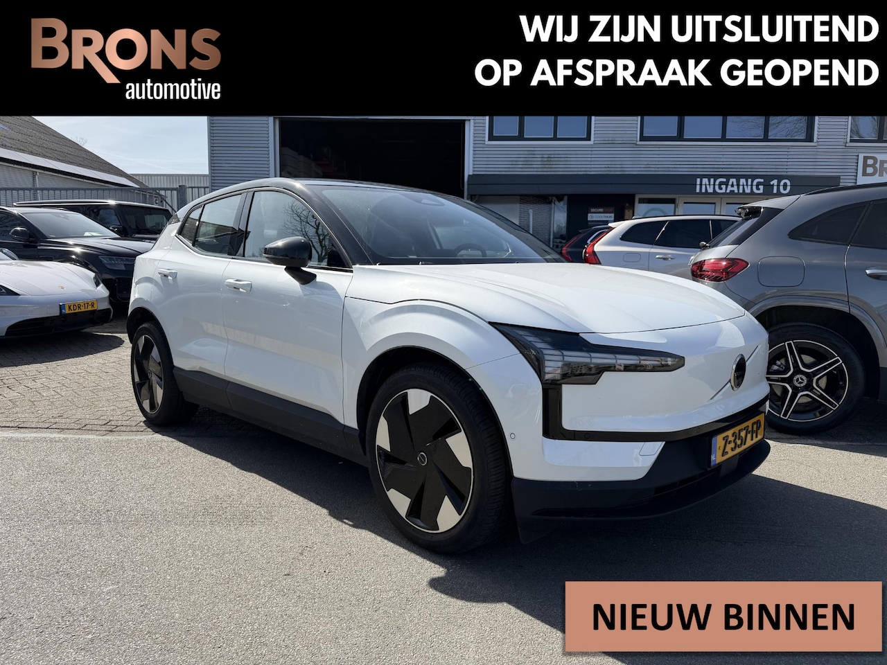 Volvo EX30 - Twin Motor Performance Ultra 69 kWh trekhaak - AutoWereld.nl