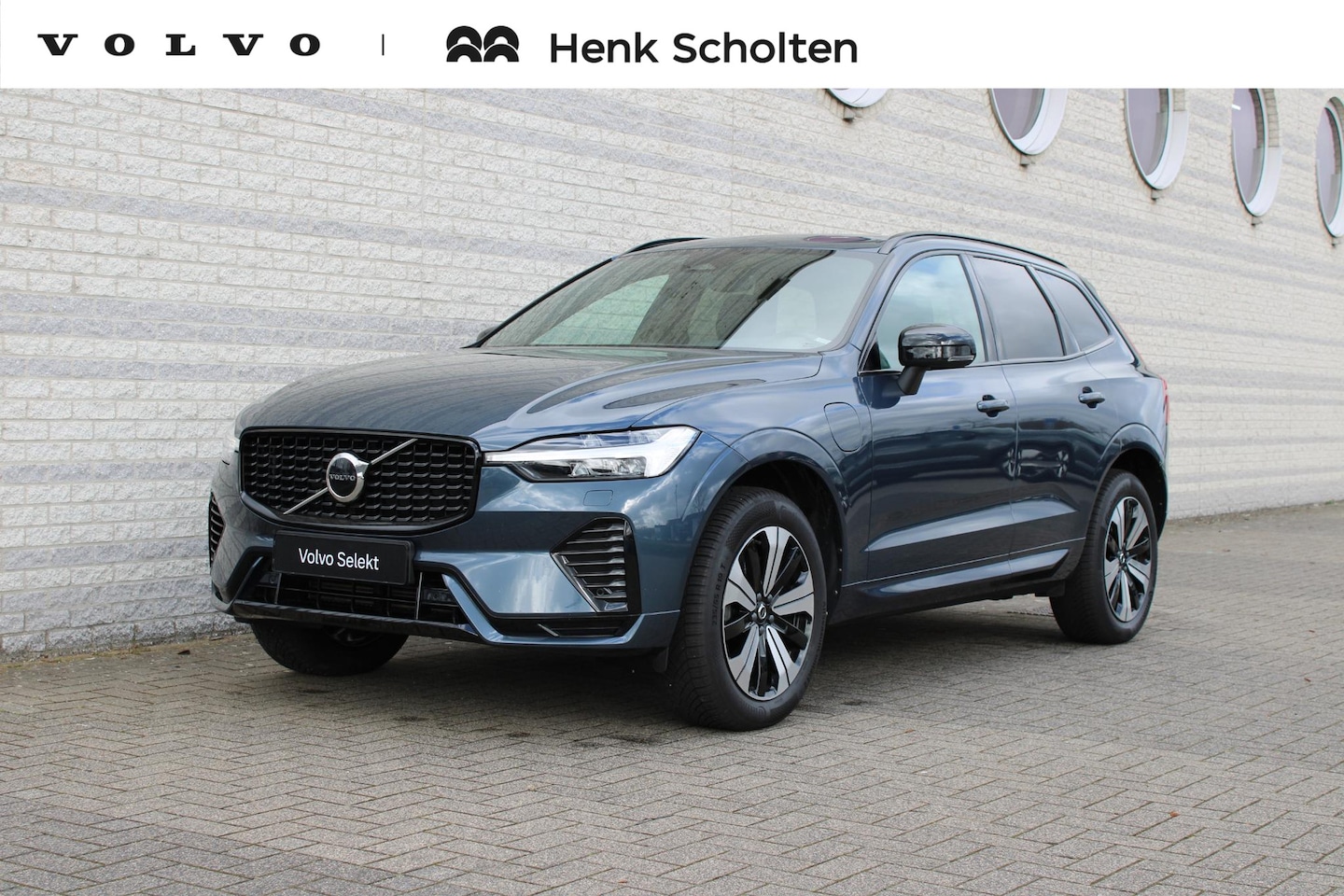 Volvo XC60 - T8 Plug-in hybrid AWD Plus Dark | Harman Kardon Premium Audio | Adaptive Cruise Control | - AutoWereld.nl