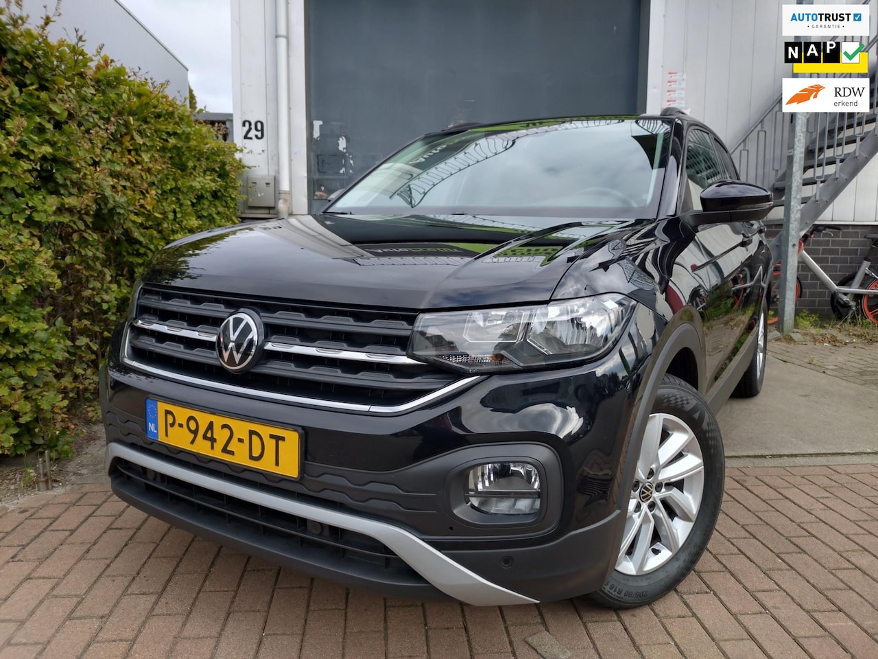 Volkswagen T-Cross - 1.0 TSI Life trekhaak - AutoWereld.nl