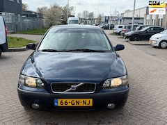 Volvo S60 - 2.4 Edition