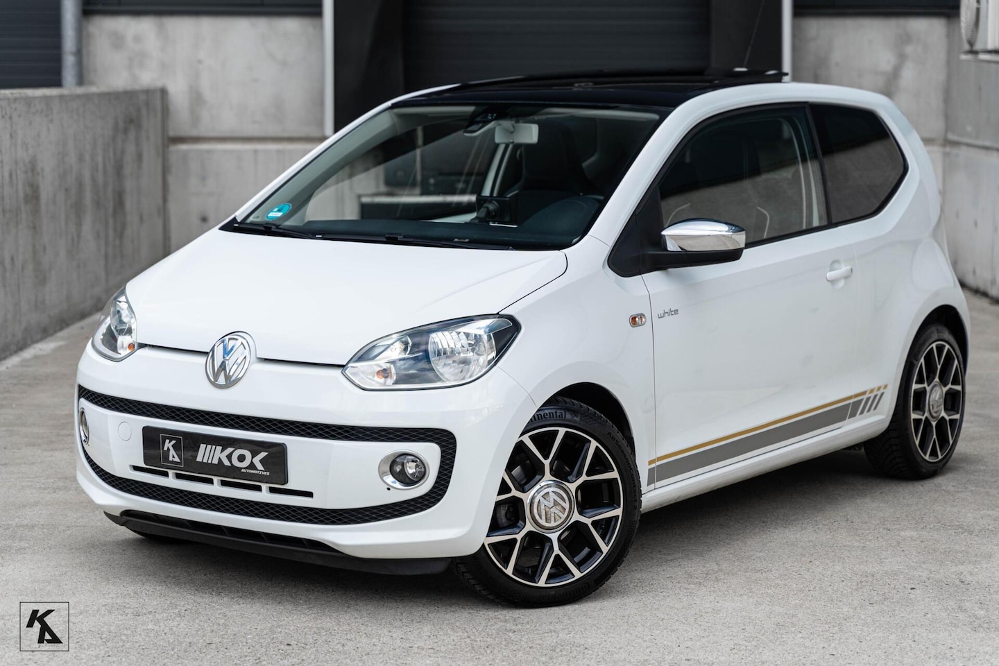 Volkswagen Up! - 1.0 2012 | White Up! | Luxe-Pano-Leder | GTI - AutoWereld.nl