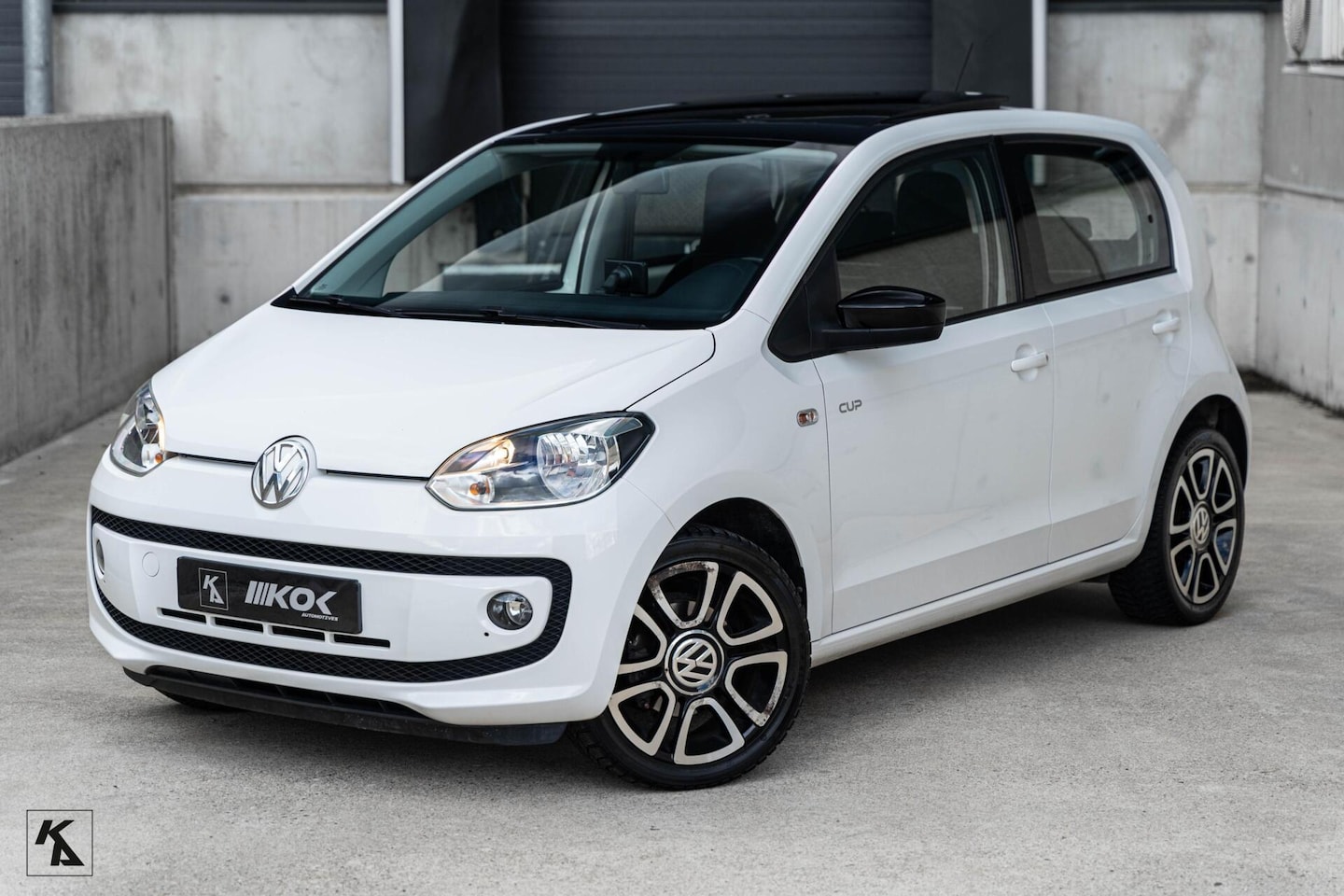 Volkswagen Up! - 1.0 2014 | CUP Up! | 5-DRS-75PK | PANO - AutoWereld.nl