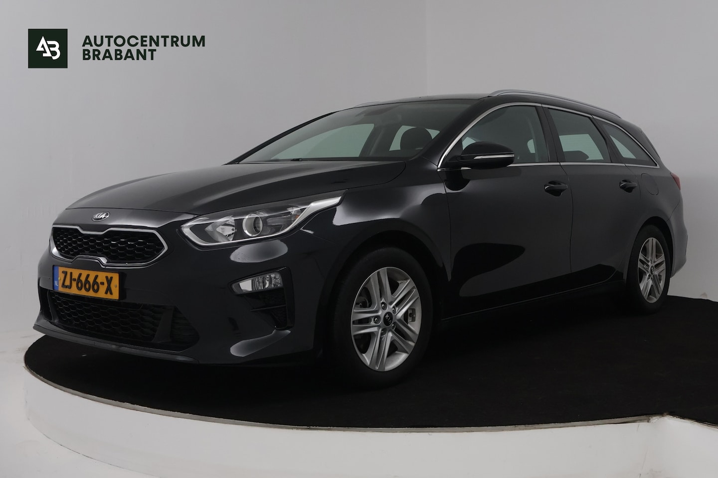 Kia Cee'd Sportswagon - Ceed 1.0 T-GDi DynamicLine (TREKHAAK, SENSOREN, CARPLAY, LANE-ASSIST, CRUISE CONTROL, NAVI - AutoWereld.nl